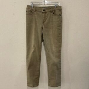 Chico’s Platinum Denim Tan Jeans Straight Embroidery Size 8S (Chico’s 1 Short)